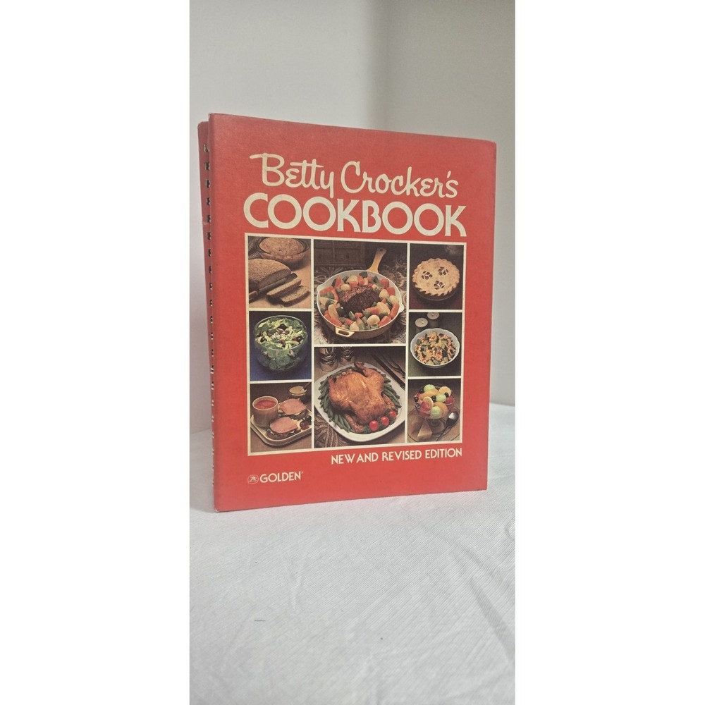 Betty Crocker's Cookbook Spiral Binder Hardcover 1978 Vintage Revised Edition